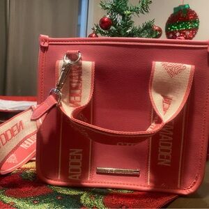 Steve Madden purse